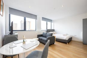 Stylish Studio Flat- 9 min walk to Man Utd stadium